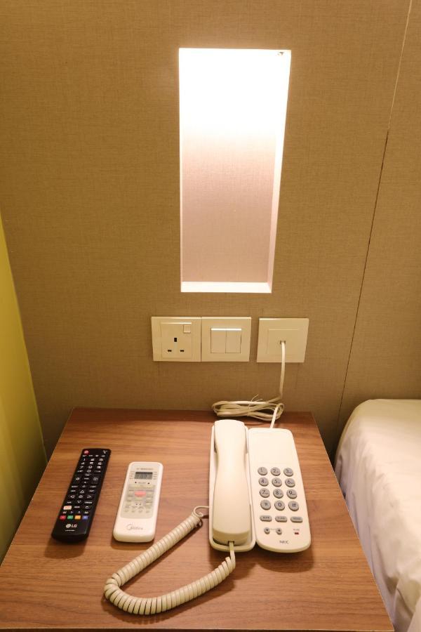 Capital O 9010 Yee Hotel Johor Bahru Exterior photo